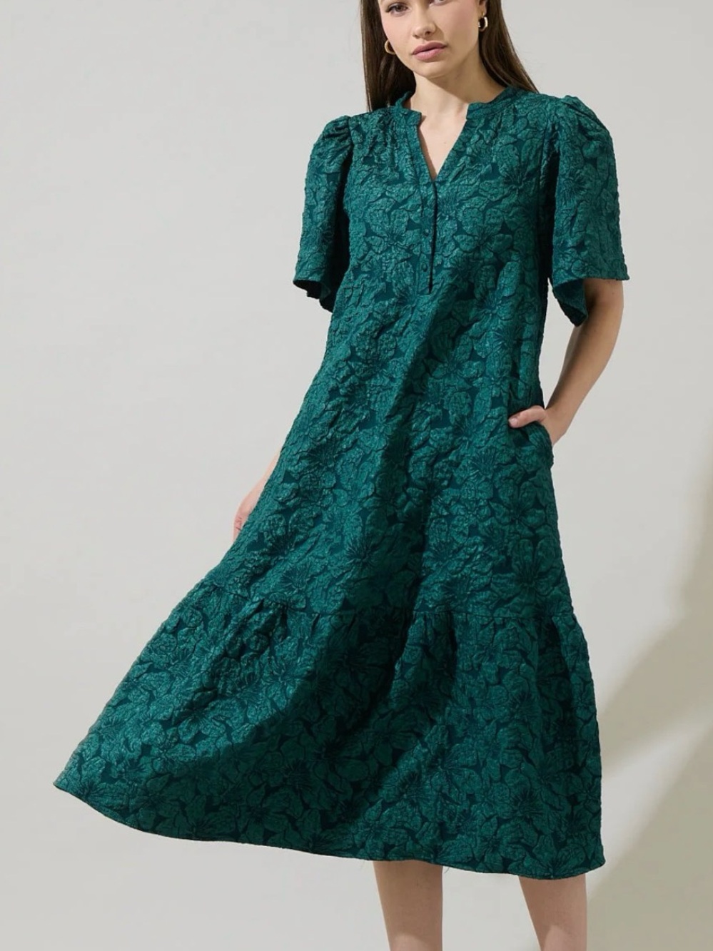 NWT Sugarlips Curvy Arielle Jacquard Floral Ely Midi Dress